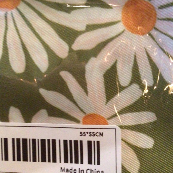 New ! Daisy silky scarf - Picture 2 of 2